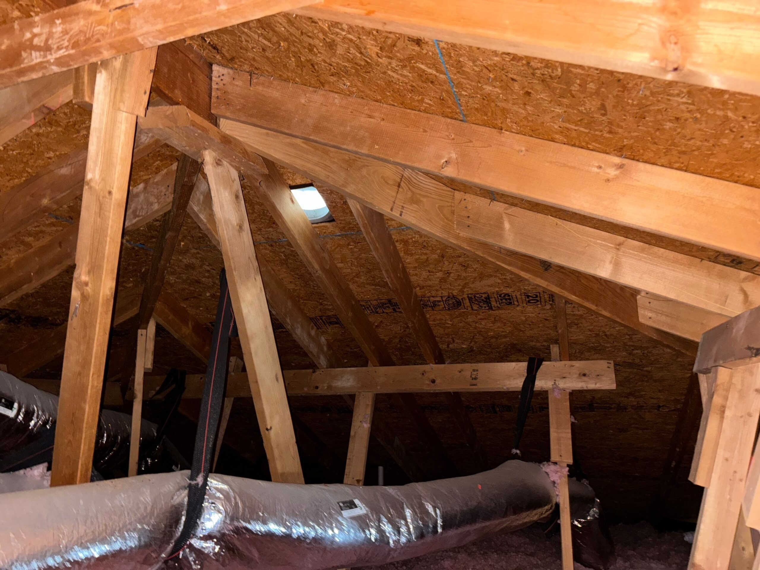 wooden roof trusses
